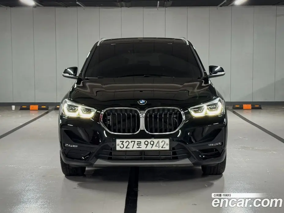BMW X1 2019 2.0 автомат (гидро), фото 3