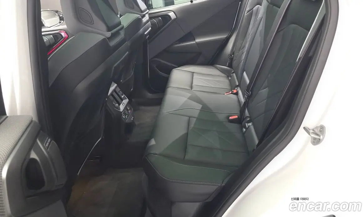 BMW X3 2025 3.0 автомат (гидро), фото 12