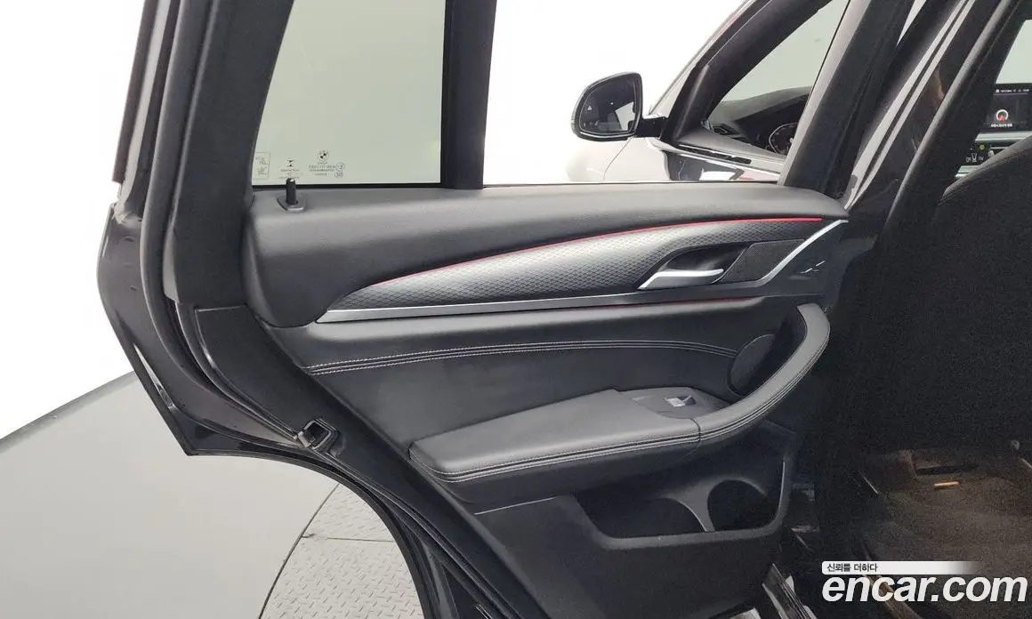 BMW X4 2022 2.0 автомат (гидро), фото 15