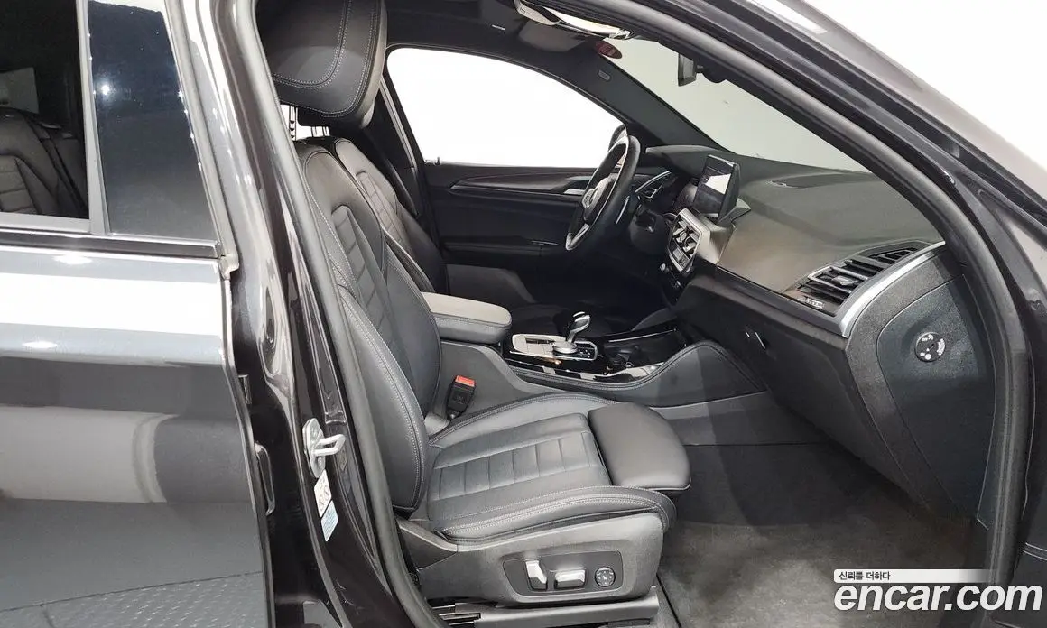 BMW X4 2022 2.0 автомат (гидро), фото 17