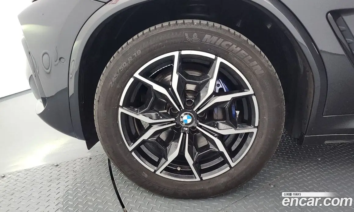 BMW X4 2022 2.0 автомат (гидро), фото 5
