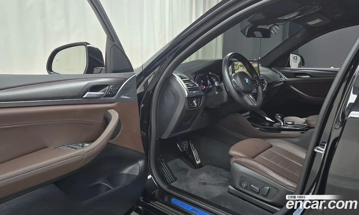 BMW X4 2024 2.0 автомат (гидро), фото 13