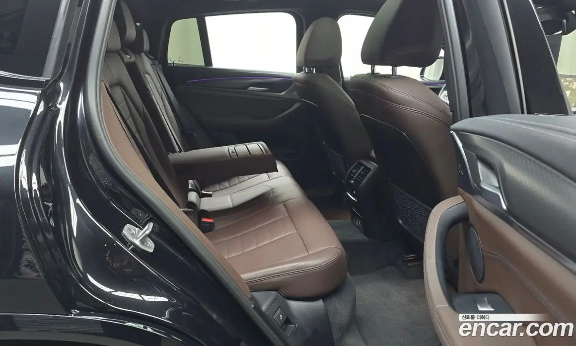 BMW X4 2024 2.0 автомат (гидро), фото 17