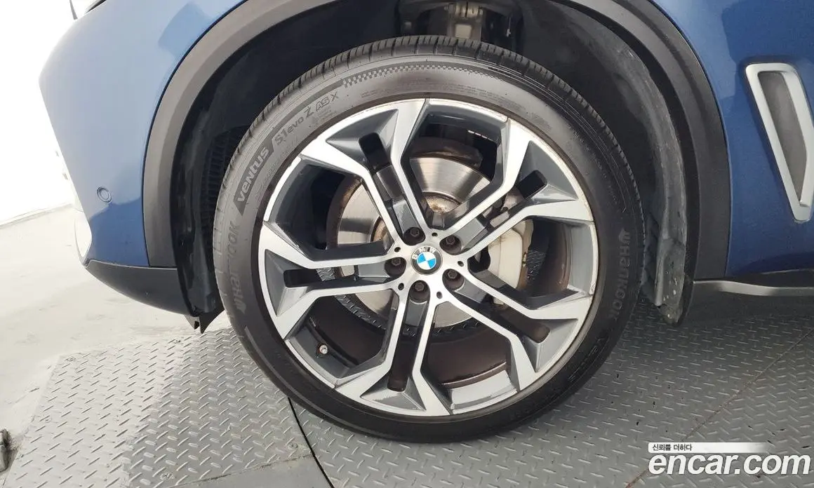 BMW X5 2021 3.0 автомат (гидро), фото 5