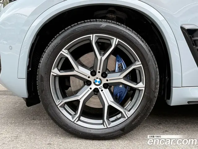 BMW X5 2025 3.0 автомат (гидро), миниатюра 3