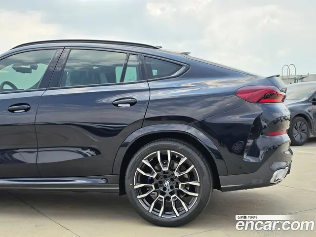 BMW X6 2026 3.0 автомат (гидро), миниатюра 6