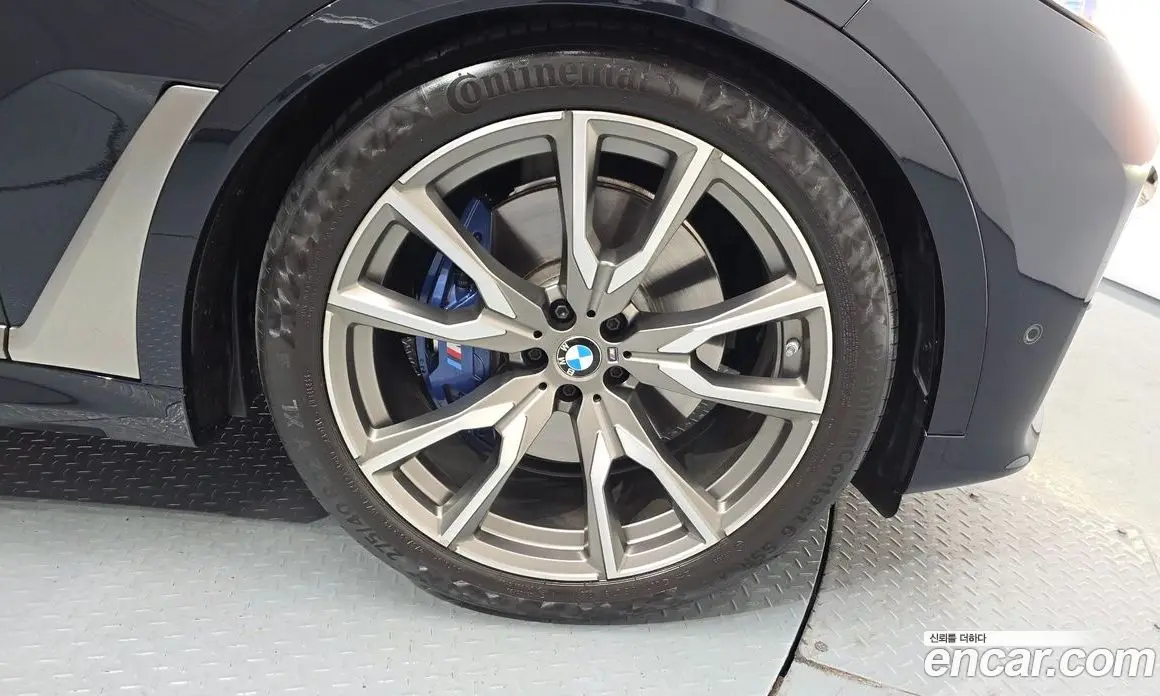 BMW X7 2022 4.4 автомат (гидро), фото 7