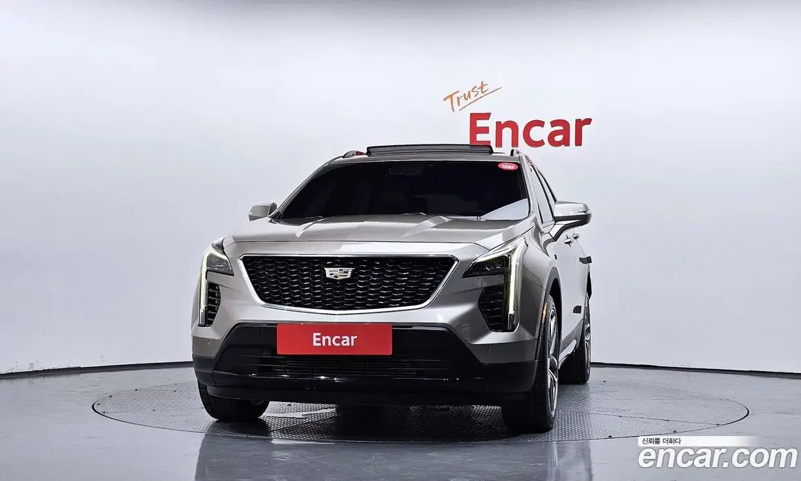 Cadillac XT4 2023 2.0 автомат (гидро), фото 3 Cadillac XT4 2023 2.0 автомат (гидро), фото 3