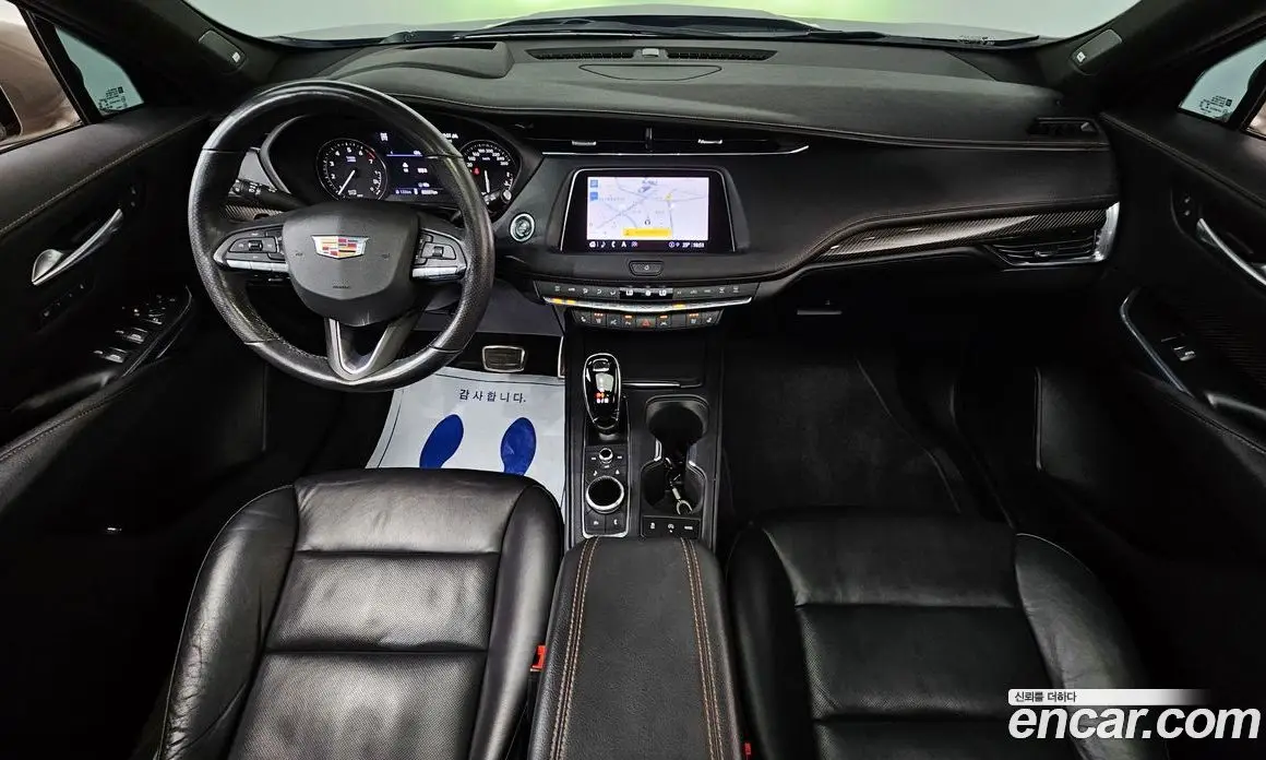 Cadillac XT4 2023 2.0 автомат (гидро), фото 10 Cadillac XT4 2023 2.0 автомат (гидро), фото 10
