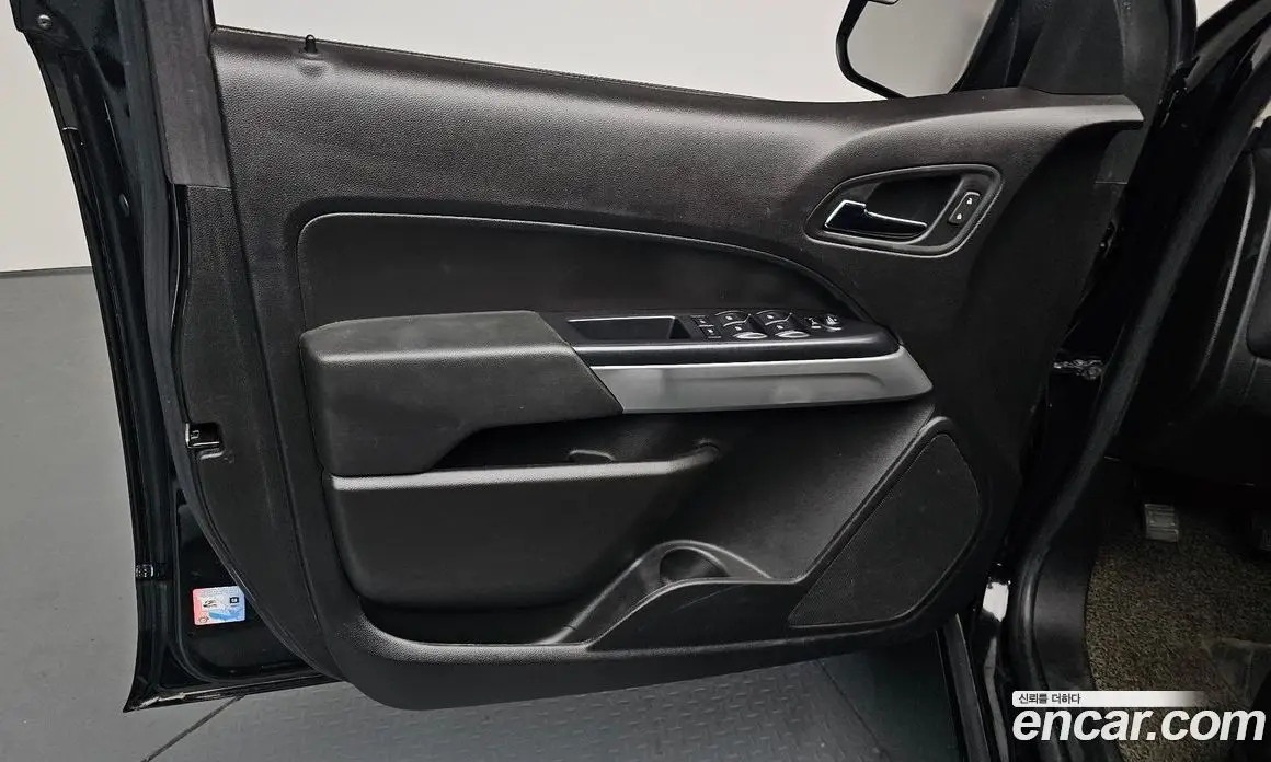 Chevrolet Colorado 2021 3.6 автомат (гидро), фото 13