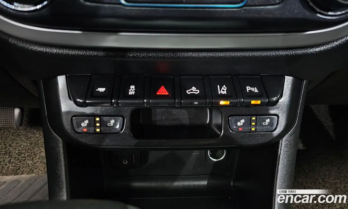 Chevrolet Colorado 2021 3.6 автомат (гидро), фото 19