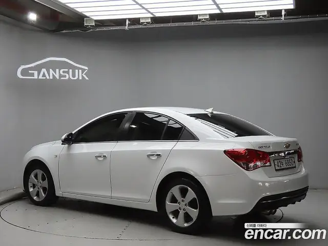 Chevrolet Cruze 2011 1.8 автомат (гидро), миниатюра 2