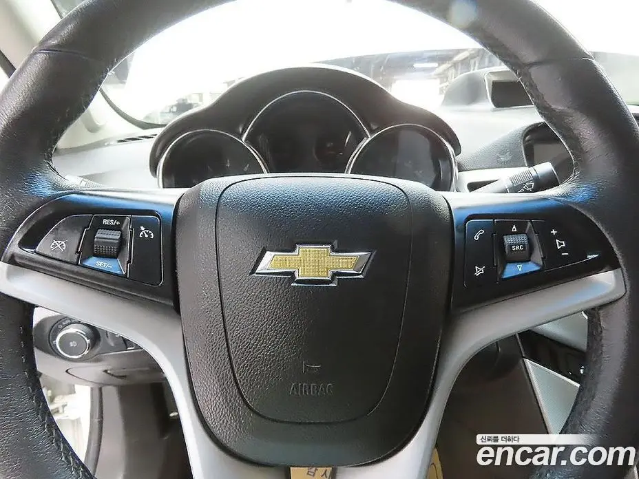 Chevrolet Cruze 2011 1.8 автомат (гидро), фото 14
