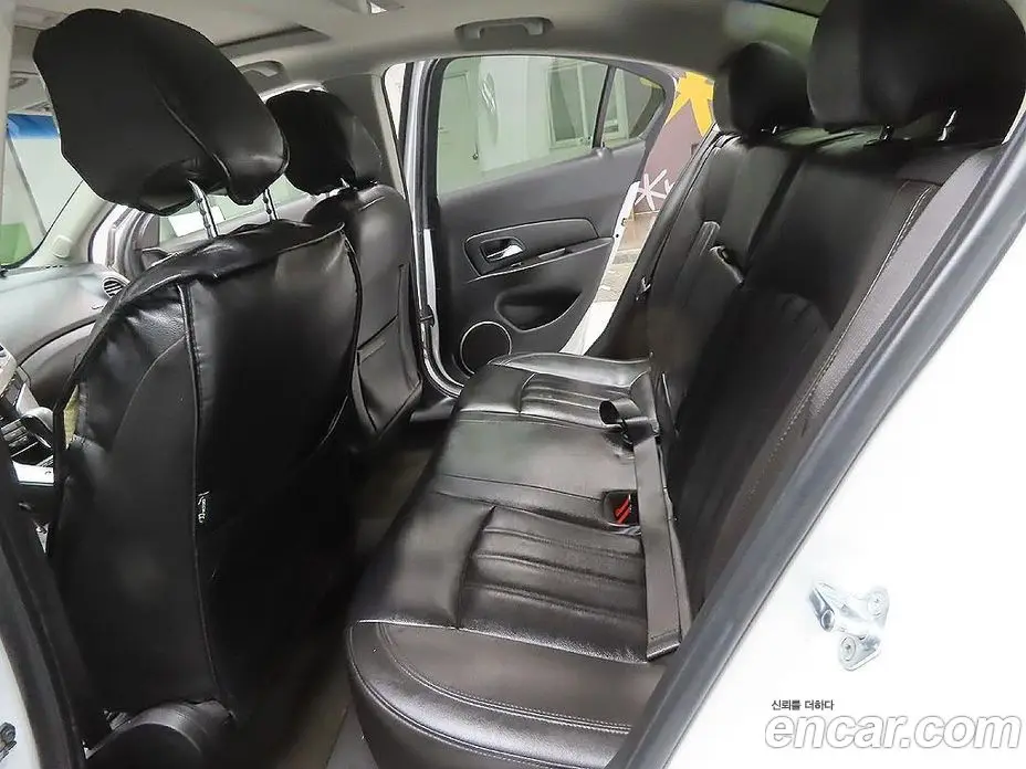Chevrolet Cruze 2011 1.8 автомат (гидро), фото 8