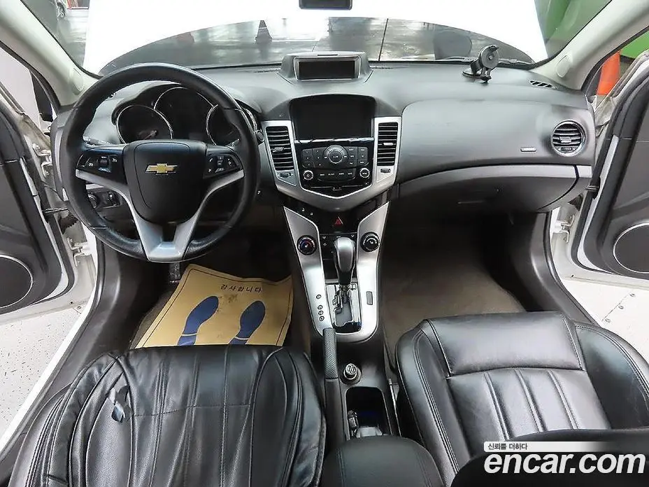 Chevrolet Cruze 2011 1.8 автомат (гидро), фото 9