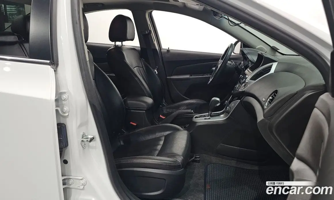Chevrolet Cruze 2014 1.8 автомат (гидро), фото 13