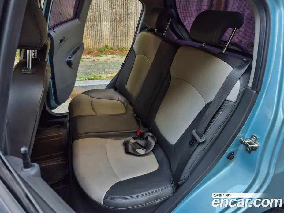 Chevrolet Matiz 2011 1.0 автомат (гидро), фото 18