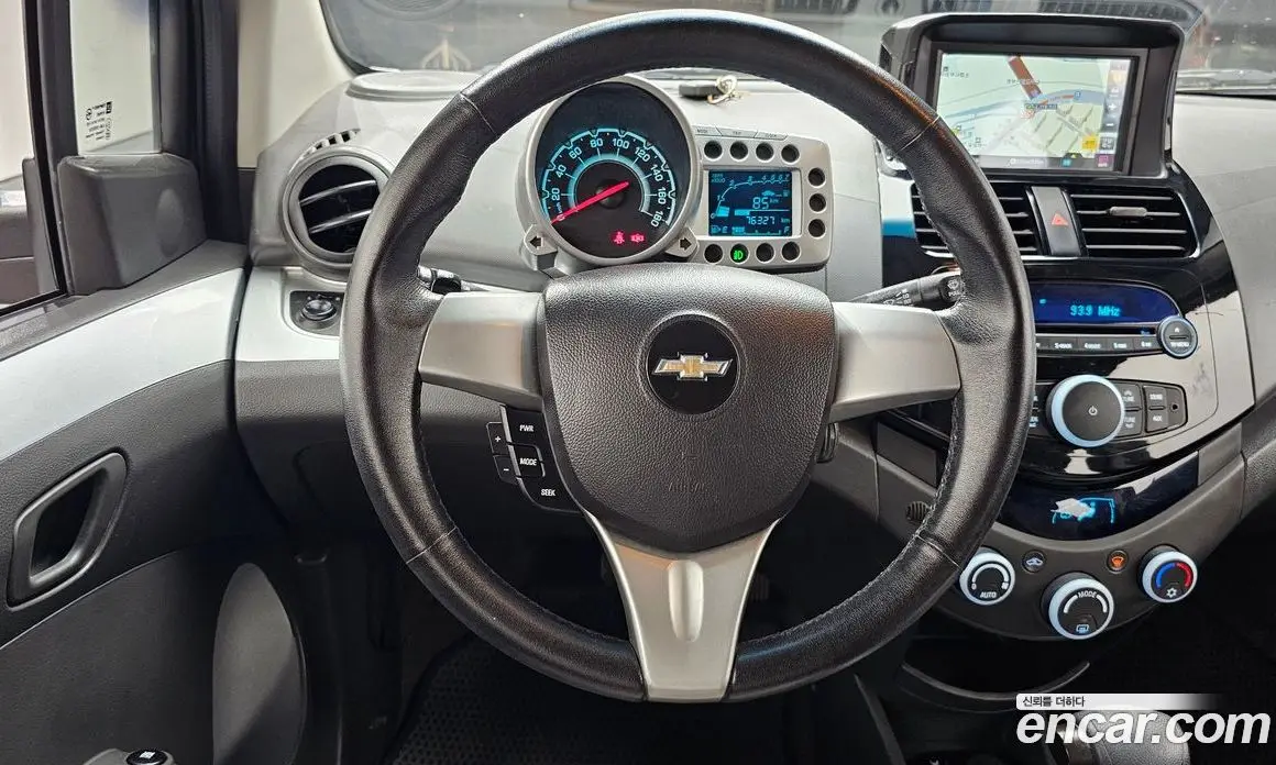 Chevrolet Spark 2011 1.0 автомат (гидро), фото 19