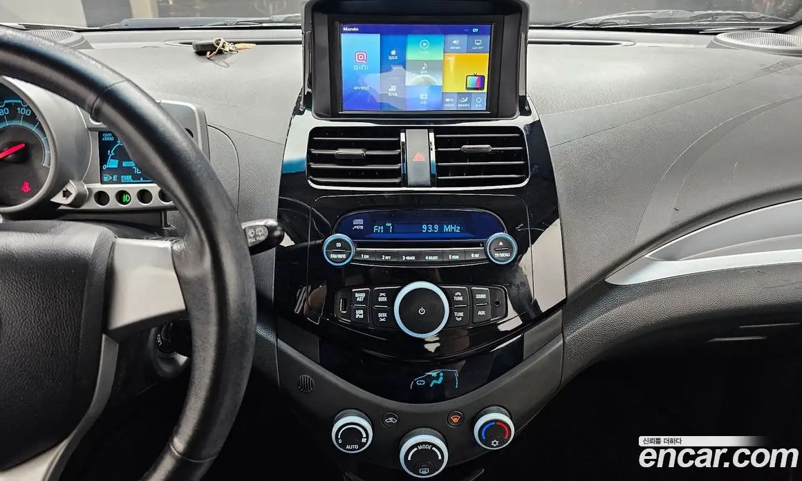 Chevrolet Spark 2011 1.0 автомат (гидро), фото 20
