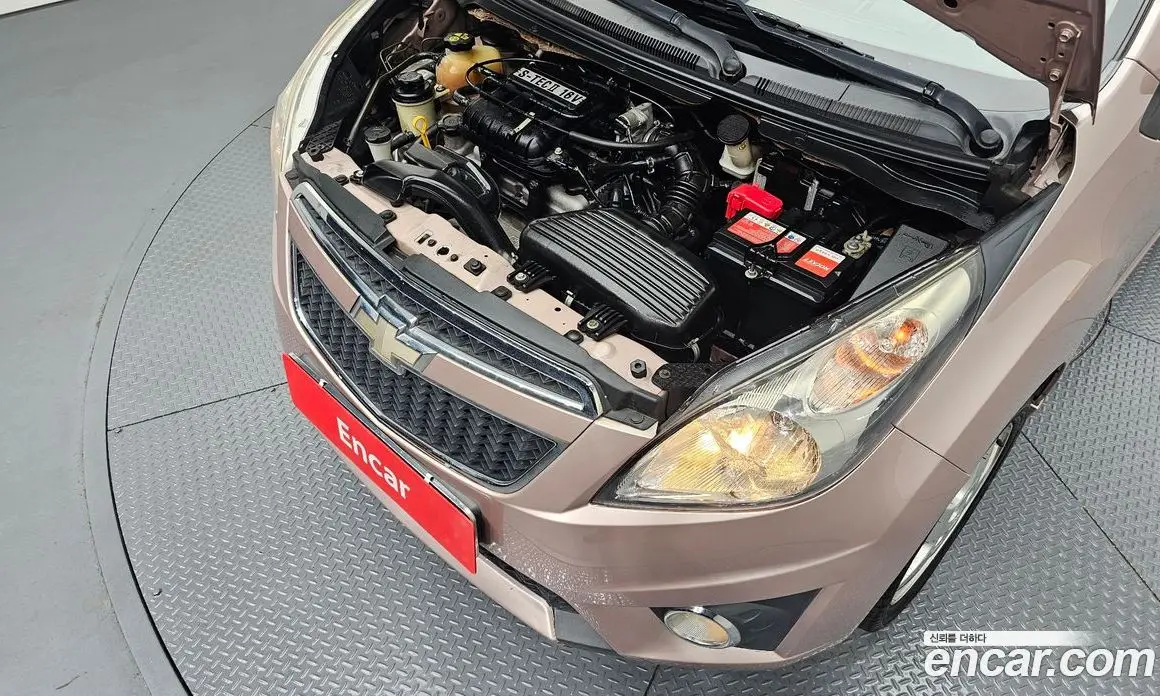 Chevrolet Spark 2011 1.0 автомат (гидро), фото 6