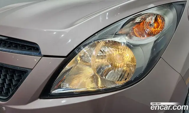 Chevrolet Spark 2011 1.0 автомат (гидро), миниатюра 8