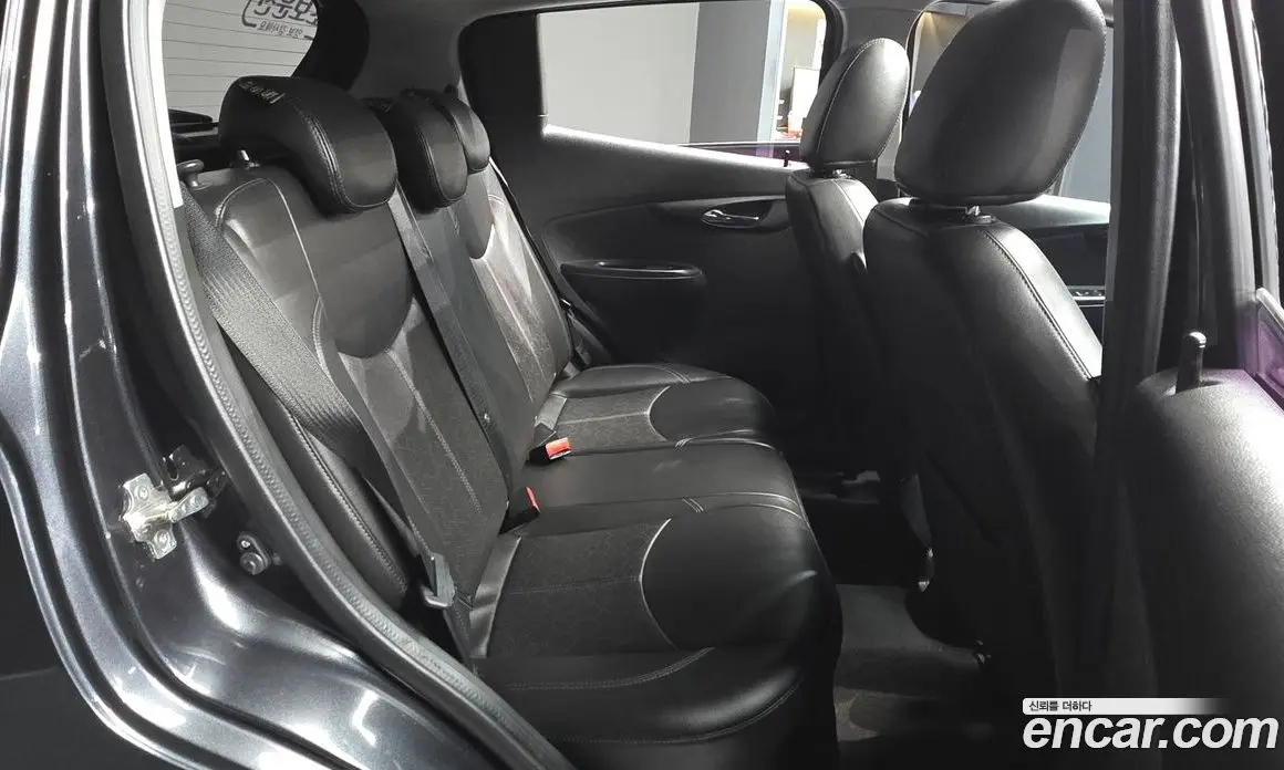 Chevrolet Spark 2016 1.0 автомат (гидро), фото 12