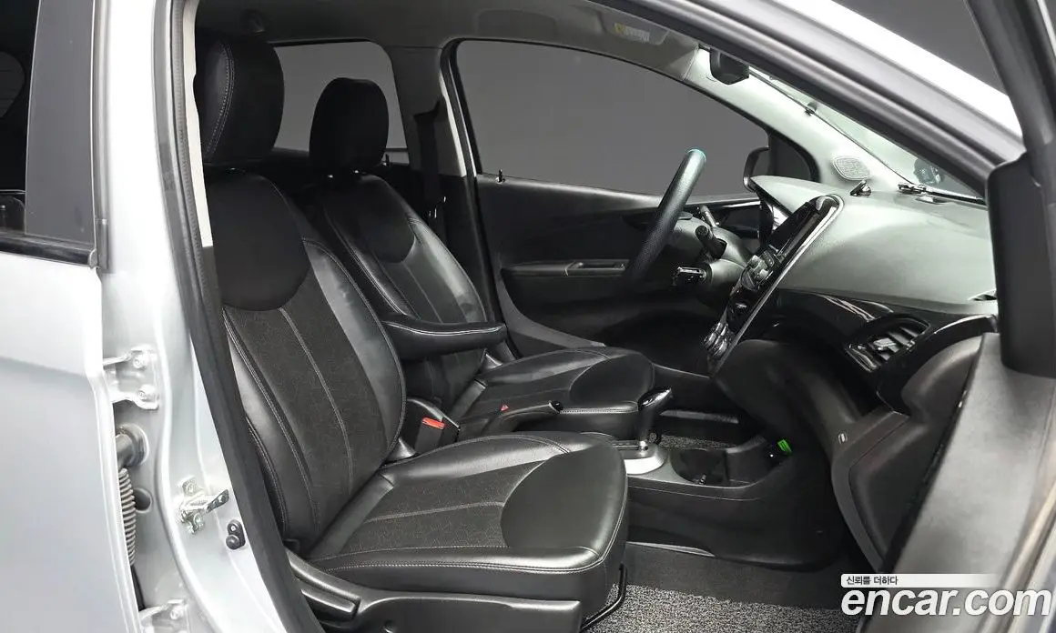 Chevrolet Spark 2016 1.0 автомат (гидро), фото 11