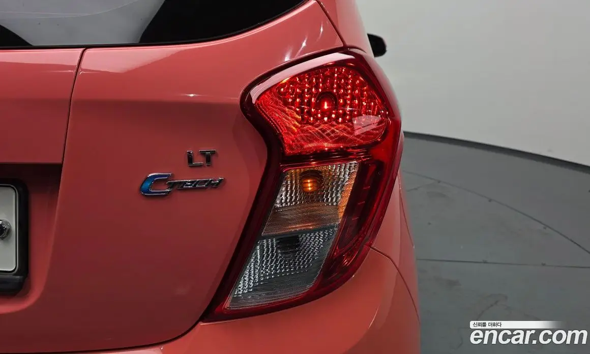 Chevrolet Spark 2018 1.0 автомат (гидро), фото 9
