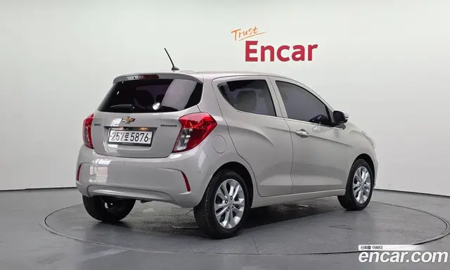 Chevrolet Spark 2019 1.0 автомат (гидро), миниатюра 2
