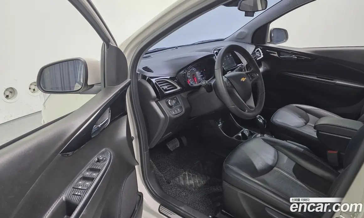 Chevrolet Spark 2019 1.0 автомат (гидро), фото 11