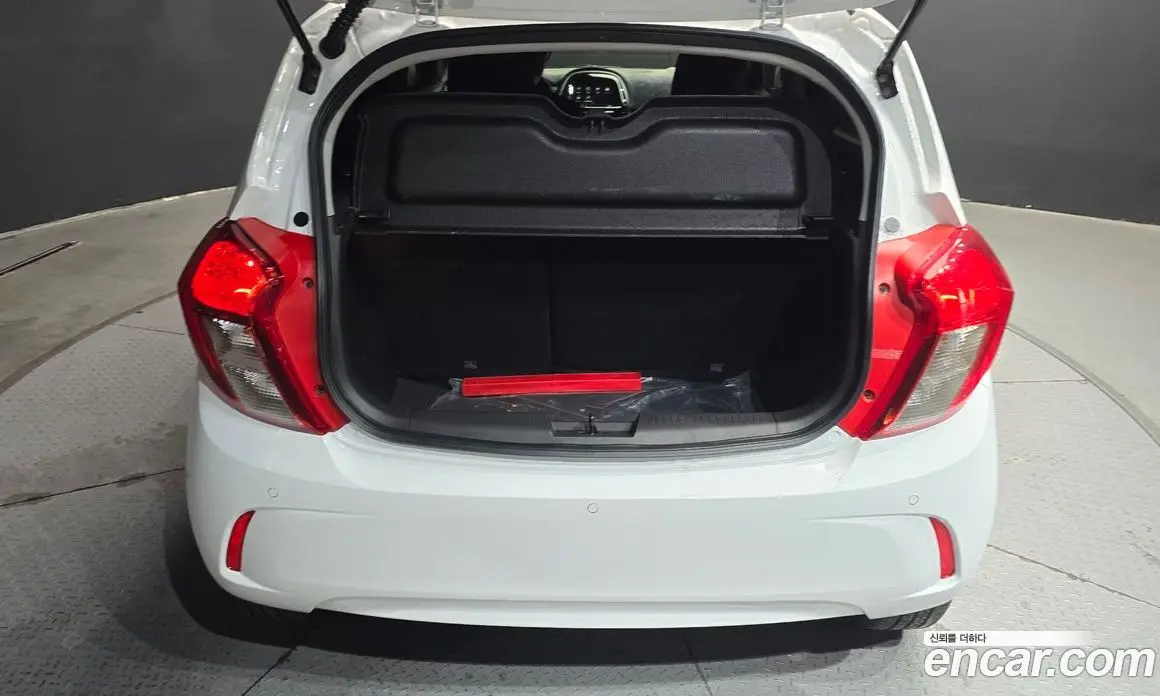 Chevrolet Spark 2021 1.0 автомат (гидро), фото 30