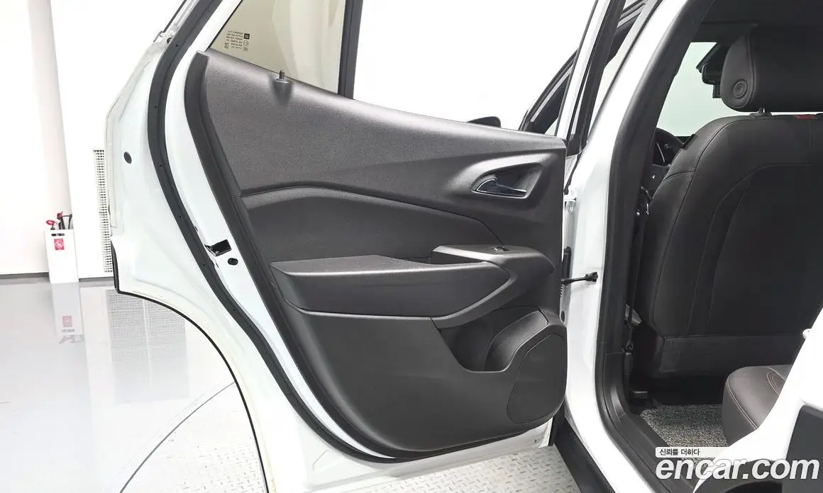 Chevrolet Trax 2023 1.2 автомат (гидро), фото 15