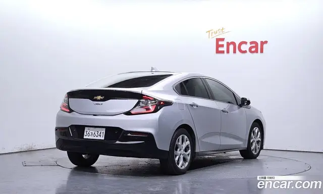 Chevrolet Volt 2017 1.5 автомат (гидро), миниатюра 2