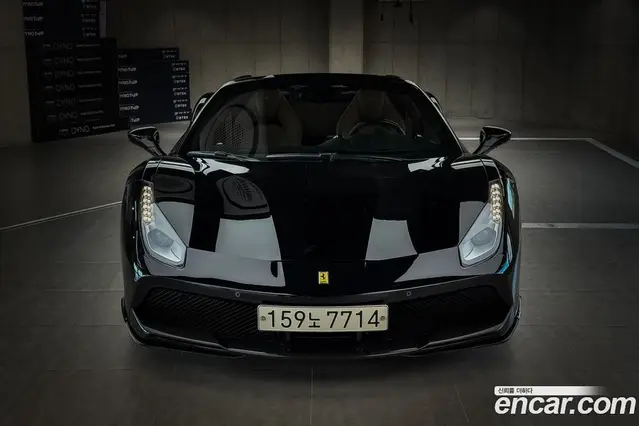Ferrari 488 2017 3.9 автомат (гидро), миниатюра 2