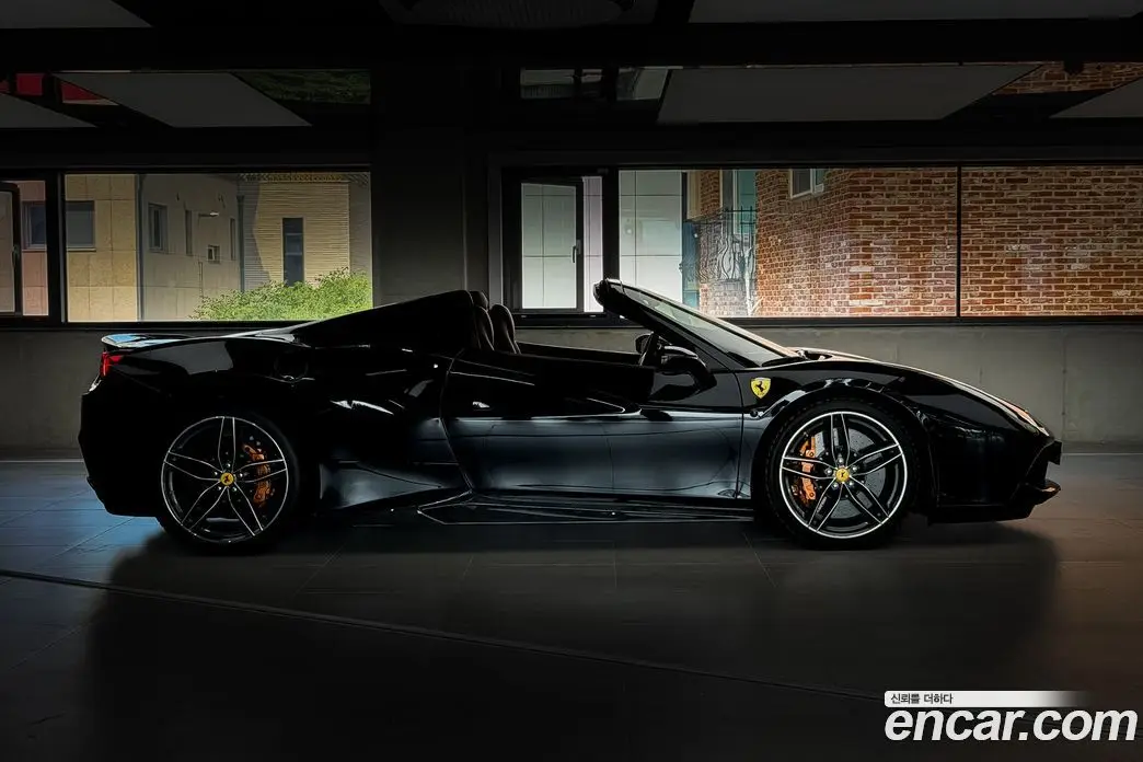 Ferrari 488 2017 3.9 автомат (гидро), фото 3