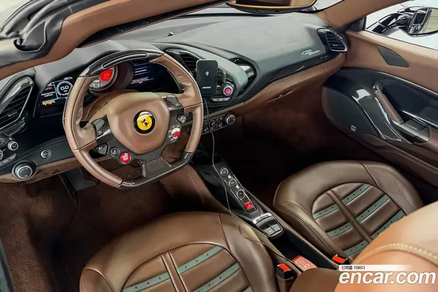 Ferrari 488 2017 3.9 автомат (гидро), миниатюра 5