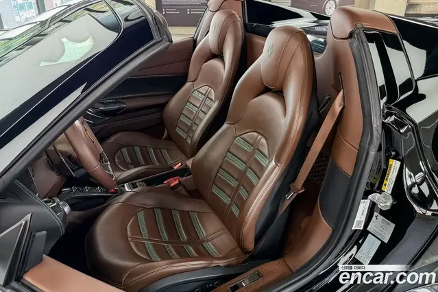 Ferrari 488 2017 3.9 автомат (гидро), миниатюра 6