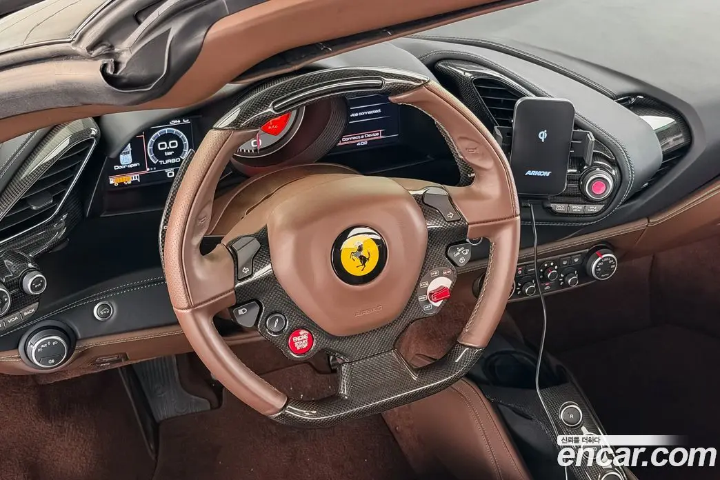 Ferrari 488 2017 3.9 автомат (гидро), фото 7