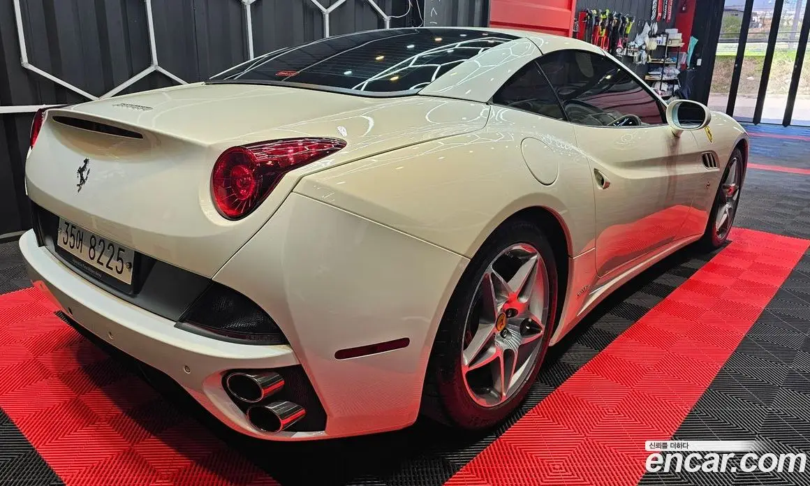 Ferrari California 2011 4.3 автомат (гидро), фото 3