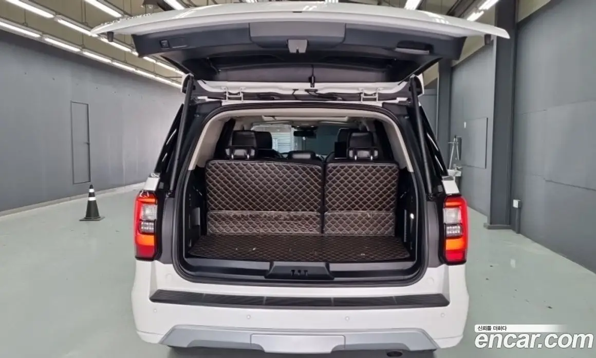 Ford Expedition 2021 3.5 автомат (гидро), фото 18