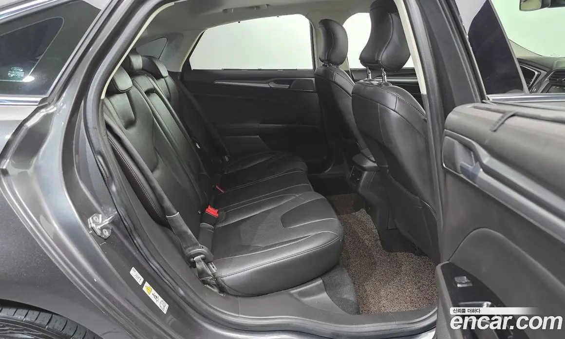 Ford Mondeo 2017 2.0 автомат (гидро), фото 11