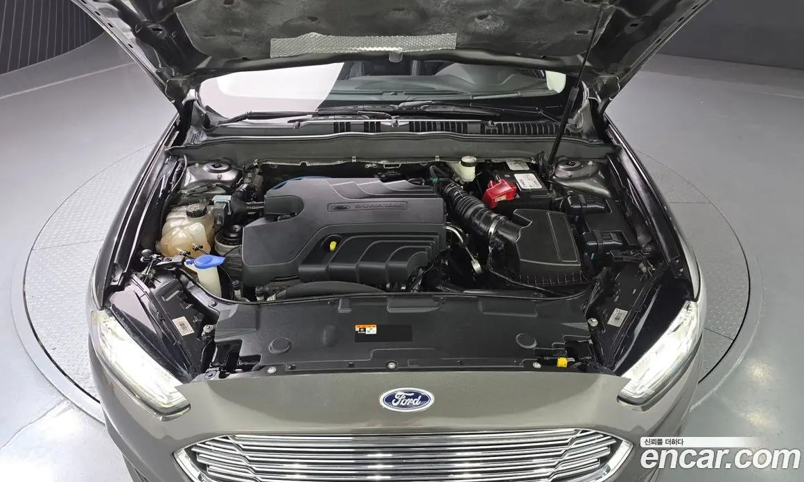 Ford Mondeo 2017 2.0 автомат (гидро), фото 6