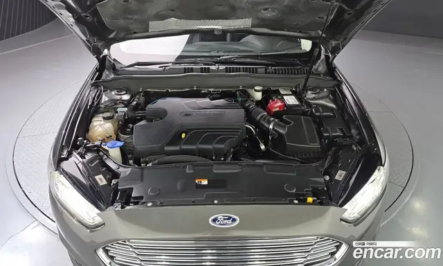 Ford Mondeo 2017 2.0 автомат (гидро), миниатюра 6