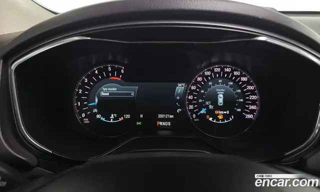 Ford Mondeo 2017 2.0 автомат (гидро), миниатюра 8
