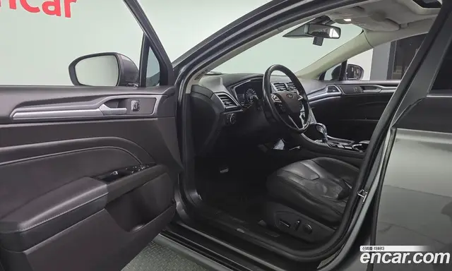 Ford Mondeo 2017 2.0 автомат (гидро), миниатюра 10