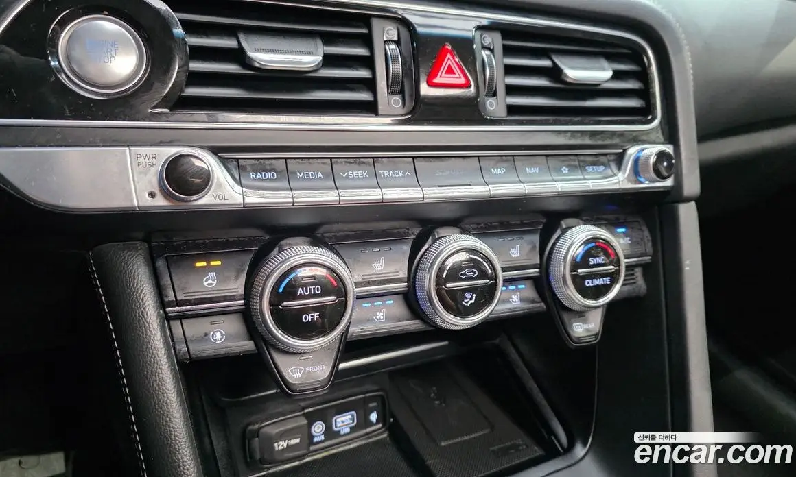 Genesis G70 2019 2.0 автомат (гидро), фото 17