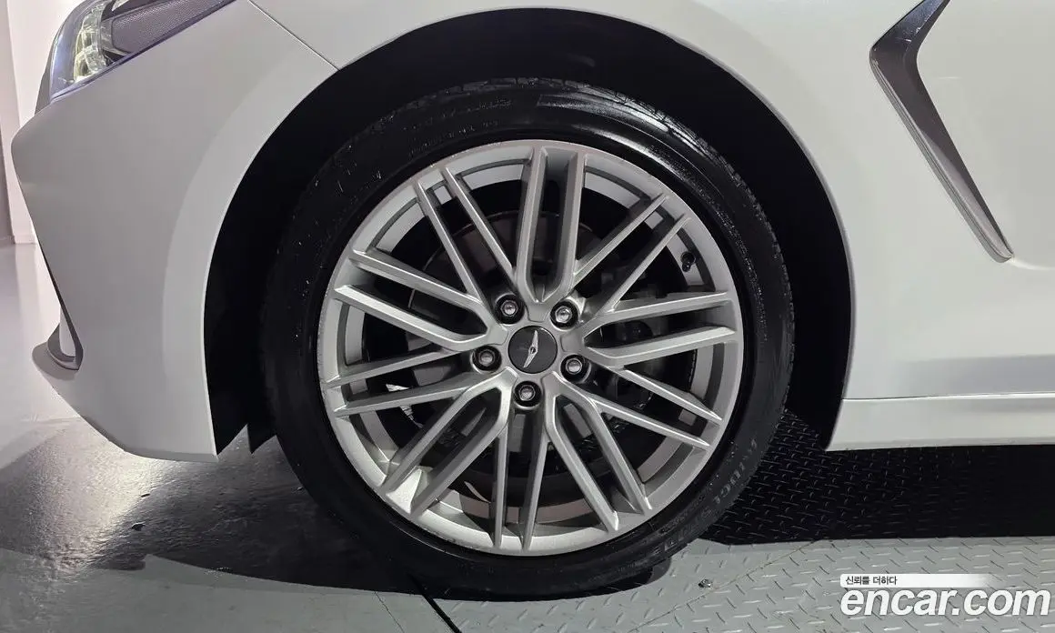Genesis G70 2019 2.0 автомат (гидро), фото 5