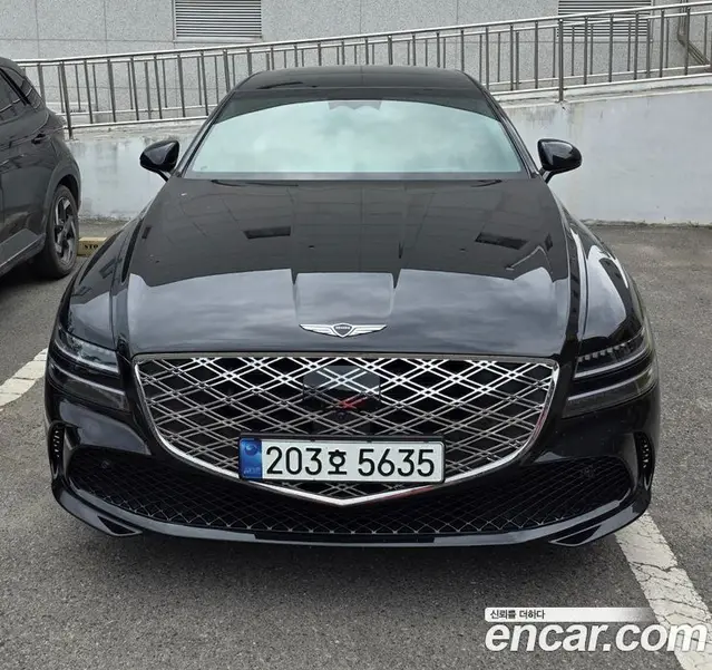 Genesis G80, 2024, 25 000 км