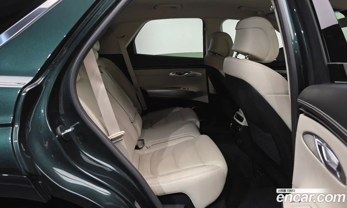 Genesis GV70 2021 2.5 автомат (гидро), фото 17