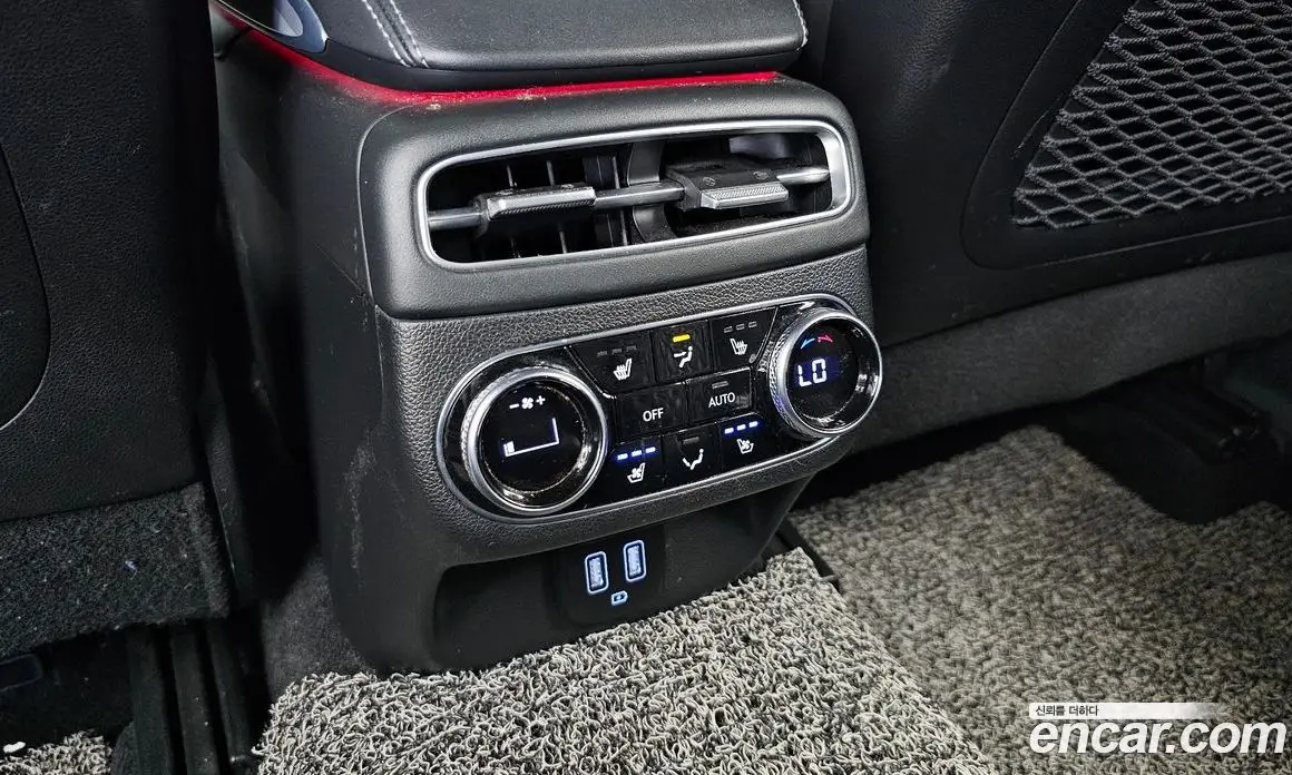 Genesis GV70 2021 2.2 автомат (гидро), фото 24